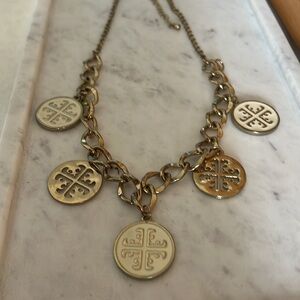 Tory Burch, charm Gold Pendant Chain Necklace